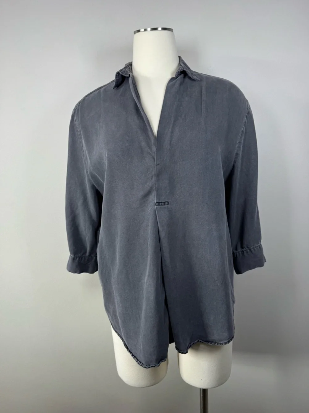 Zara Woman Small Gray Chambray
Denim Tencel 3/4 Sleeve Shirt
Office Small - Picture 1 of 9